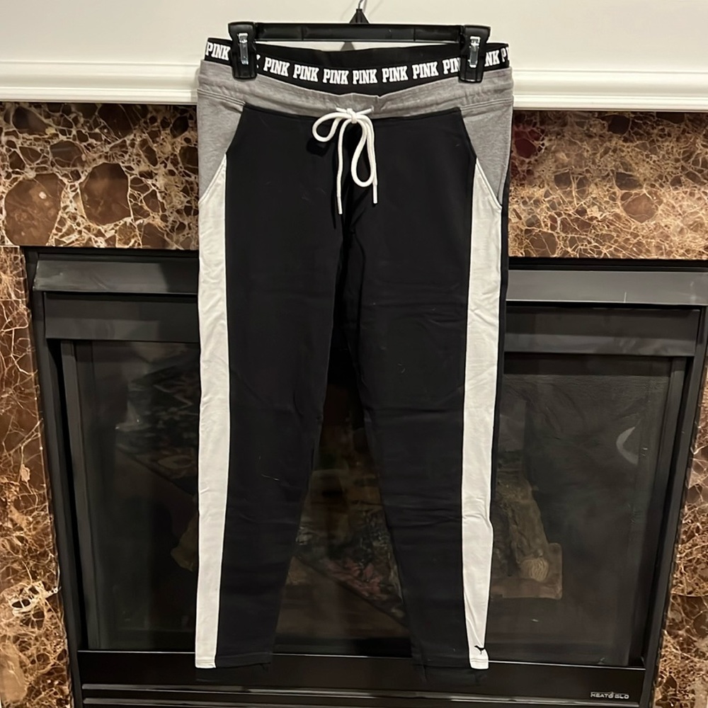Victoria’s Secret PINK Yoga Leggings